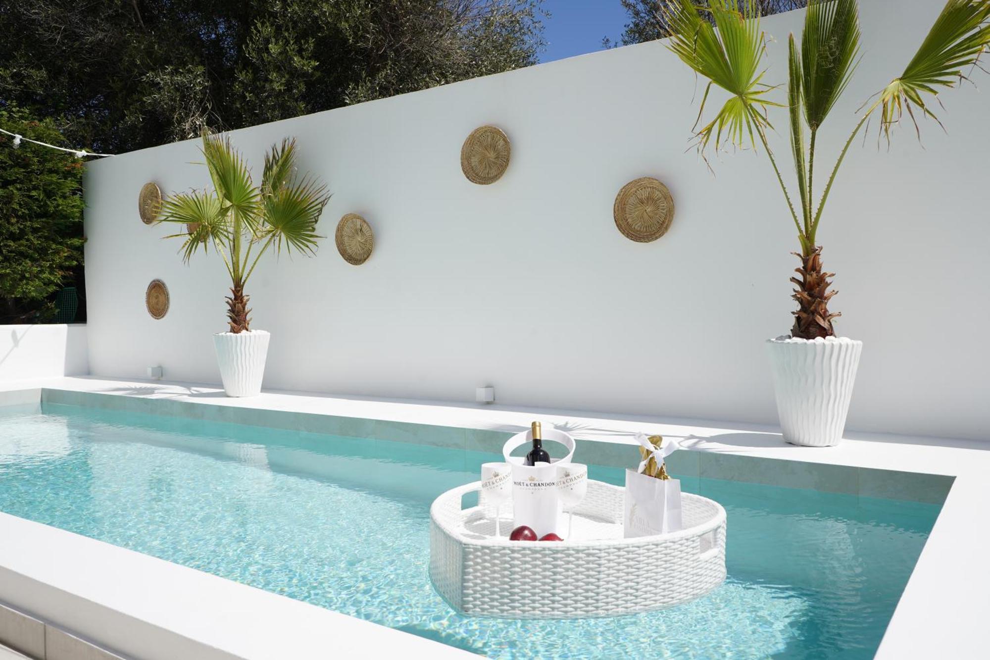 Villa Pastida - Private Pool & Jacuzzi & Central Place Dış mekan fotoğraf