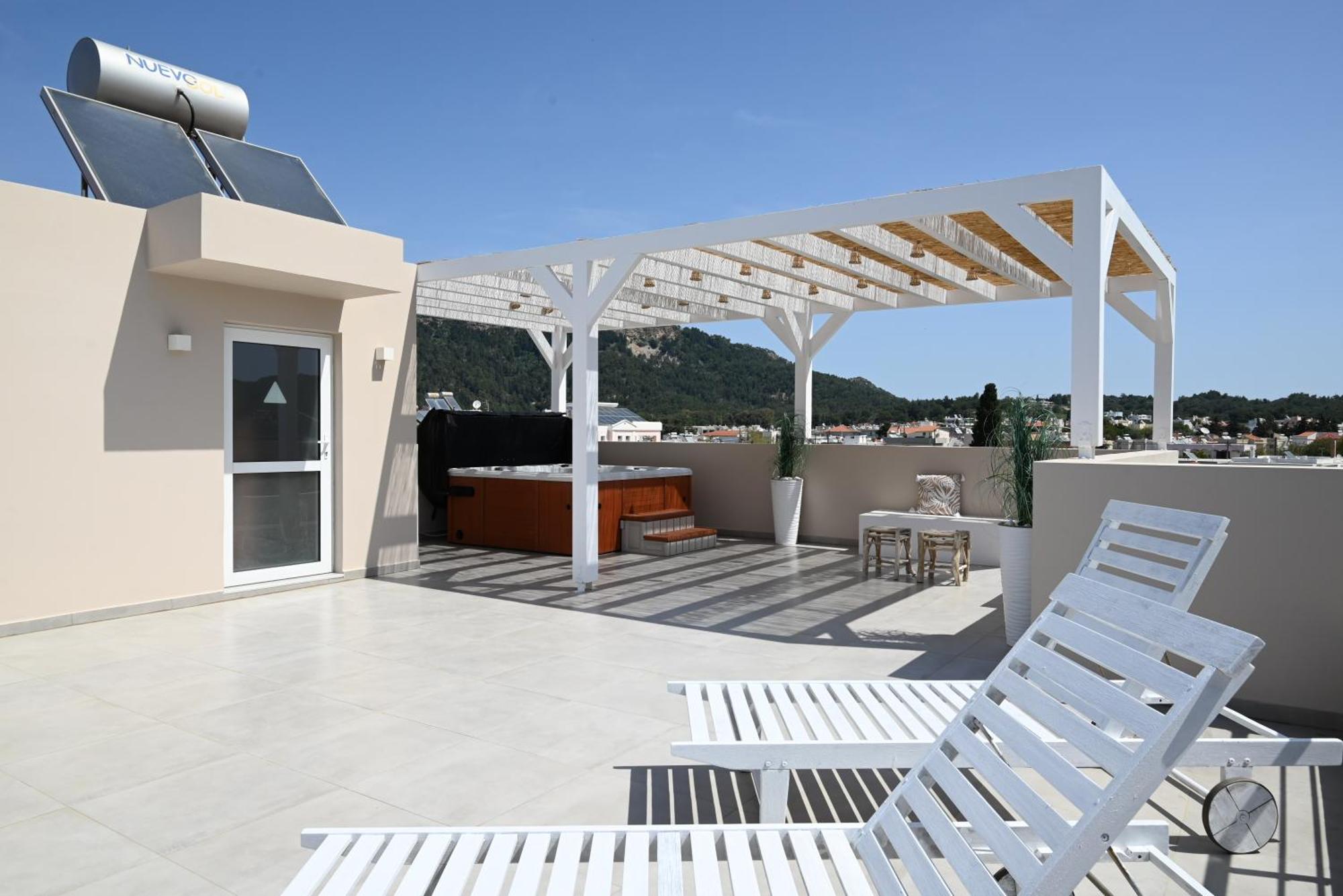 Villa Pastida - Private Pool & Jacuzzi & Central Place Dış mekan fotoğraf